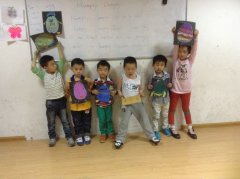 艺术创想 - 相框，垃圾桶，头带，康乃馨，手指